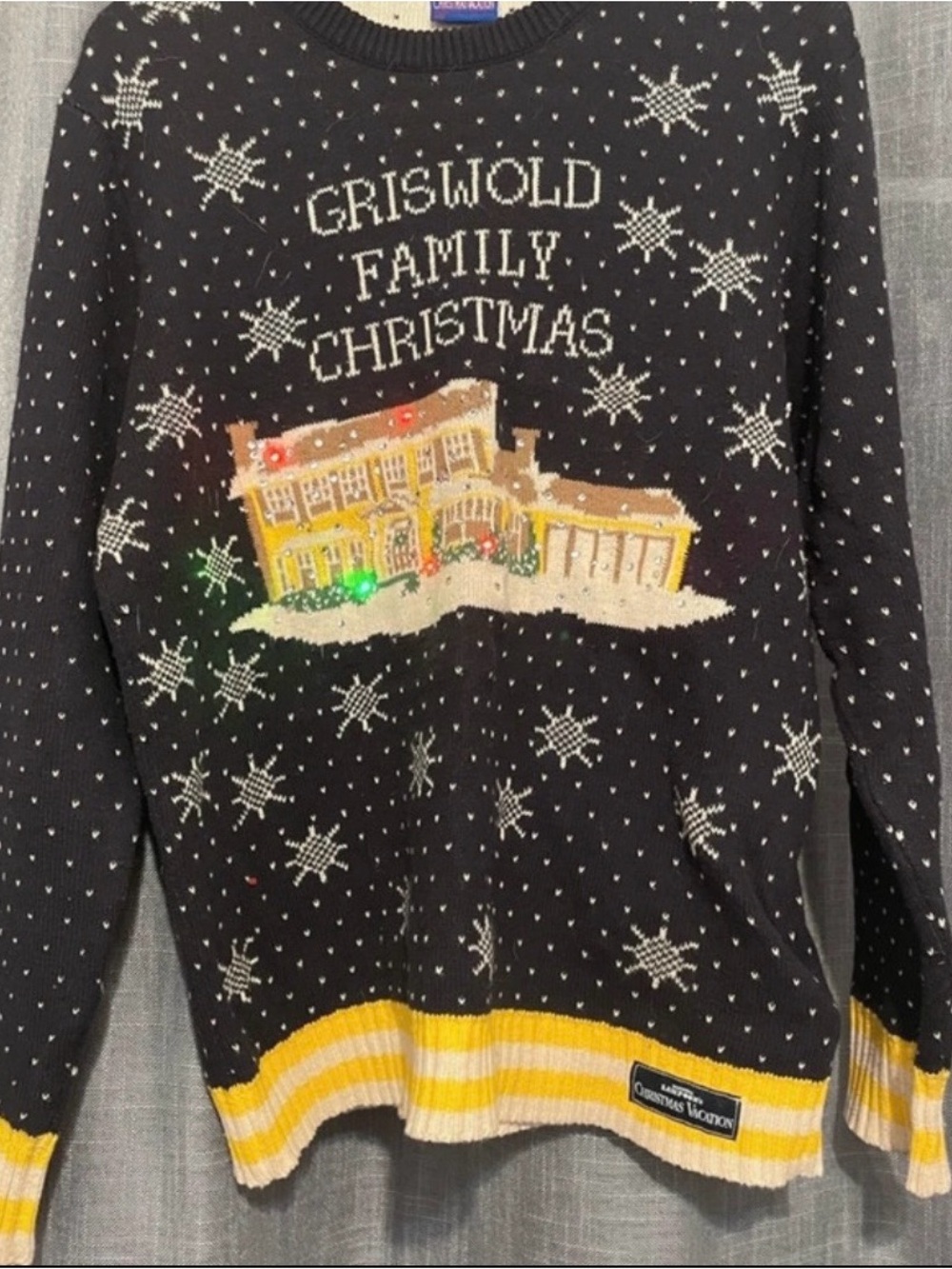 Griswold Family Christmas Light-Up Crewneck Sweater - Black/Yellow